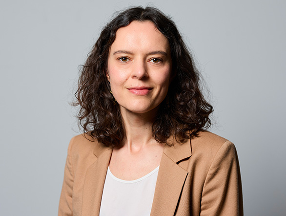 Dr. Aline Kunz